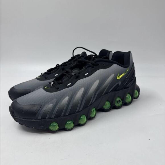Nike Air Max DN8 Black Volt Grey FQ7860-003 Men's Size 9.5 - Picture 2 of 4